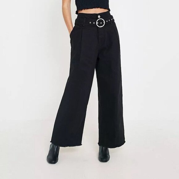 UO Urban Outfitters BDG Belted Black Culottes - Picture 1 of 10